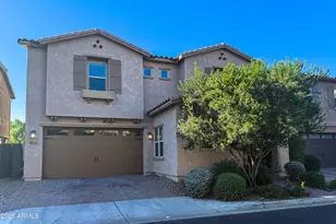 4711 E Daley Ln, Phoenix, AZ 85050 - Photo 1