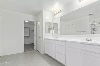 8018 W Wood Lane, Phoenix, AZ 85043 - Photo 16