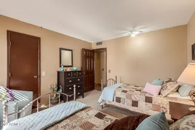 13081 N 100th Avenue, Sun City, AZ 85351 - Photo 18