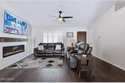 14458 N Fountain Hills Boulevard, Fountain Hills, AZ 85268 - Photo 2