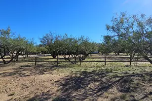5842 E Calle De La Fresa, Hereford, AZ 85615 - Photo 2