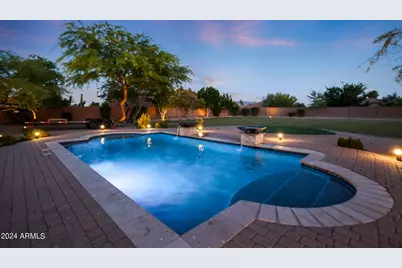 16385 W Yuma Road, Goodyear, AZ 85338 - Photo 2