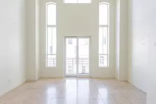 215 E McKinley St, Phoenix, AZ 85004 - Photo 2