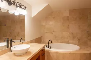 215 E McKinley St, Phoenix, AZ 85004 - Photo 16