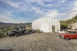 19800 E St Josephs Rd, Black Canyon City, AZ 85324 - Photo 68