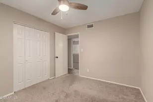 12455 N Columbine Dr, Phoenix, AZ 85029 - Photo 18