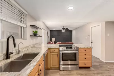 12455 N Columbine Drive, Phoenix, AZ 85029 - Photo 18