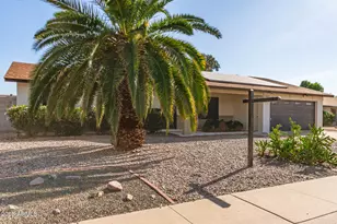 12455 N Columbine Dr, Phoenix, AZ 85029 - Photo 6