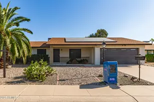 12455 N Columbine Dr, Phoenix, AZ 85029 - Photo 1