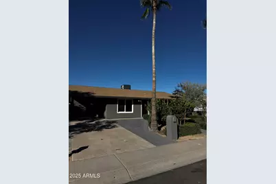 128 W Winston Drive, Phoenix, AZ 85041 - Photo 4