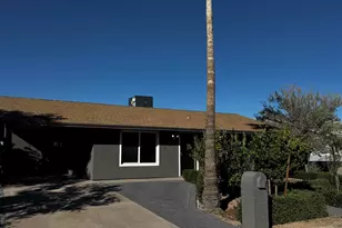 128 W Winston Dr, Phoenix, AZ 85041 - Photo 4