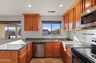 4033 N 78th Ave, Phoenix, AZ 85033 - Photo 10