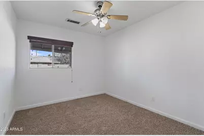 4033 N 78th Avenue, Phoenix, AZ 85033 - Photo 24