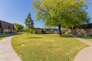 1623 E Baker Dr, Tempe, AZ 85282 - Photo 26