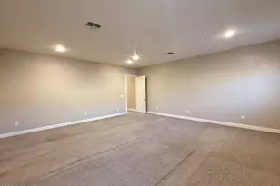 8976 N 8th Dr, Phoenix, AZ 85021 - Photo 12