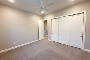 8976 N 8th Dr, Phoenix, AZ 85021 - Photo 18