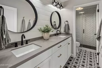4715 E Via Montoya Drive, Phoenix, AZ 85050 - Photo 30