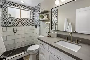 4715 E Via Montoya Dr, Phoenix, AZ 85050 - Photo 18