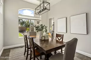 4715 E Via Montoya Dr, Phoenix, AZ 85050 - Photo 10