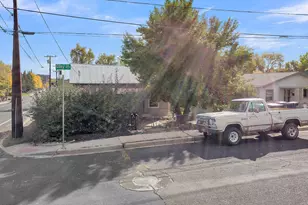 903 W Clay Ave, Flagstaff, AZ 86001 - Photo 2