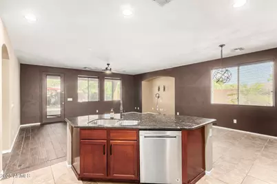 42068 W Arvada Court, Maricopa, AZ 85138 - Photo 12