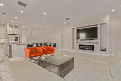 18030 N 66th Place, Phoenix, AZ 85054 - Photo 6