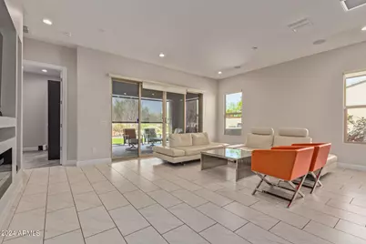 18030 N 66th Place, Phoenix, AZ 85054 - Photo 4