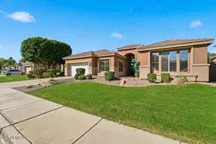 7180 W Trails Dr, Glendale, AZ 85308 - Photo 1