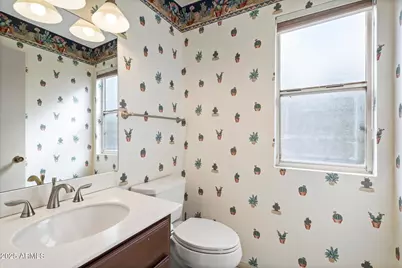 5711 N 73rd Place, Scottsdale, AZ 85250 - Photo 26