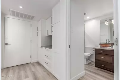 207 W Clarendon Avenue #H9, Phoenix, AZ 85013 - Photo 14