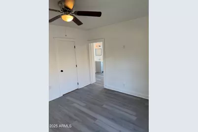 2536 W Morten Avenue, Phoenix, AZ 85051 - Photo 18