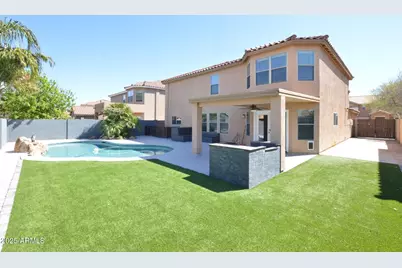 2812 W Sunshine Butte Drive, San Tan Valley, AZ 85144 - Photo 4