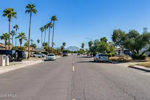 5816 E Acoma Dr, Scottsdale, AZ 85254 - Photo 14