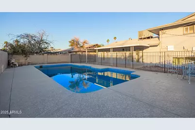 5616 N 42nd Lane, Phoenix, AZ 85019 - Photo 32