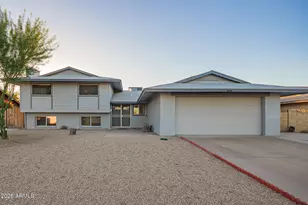 5616 N 42nd Ln, Phoenix, AZ 85019 - Photo 2