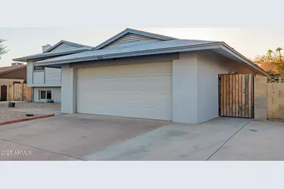 5616 N 42nd Lane, Phoenix, AZ 85019 - Photo 6