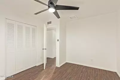 5616 N 42nd Lane, Phoenix, AZ 85019 - Photo 20