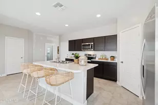 526 W Bunker Hl St, Florence, AZ 85132 - Photo 2