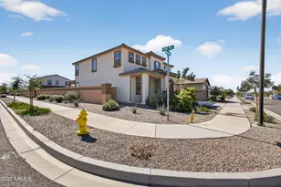 21189 E Raven Dr, Queen Creek, AZ 85142 - Photo 8