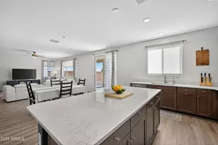 21189 E Raven Dr, Queen Creek, AZ 85142 - Photo 12