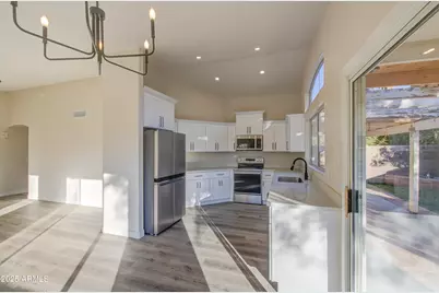 2541 W Park Avenue, Chandler, AZ 85224 - Photo 10