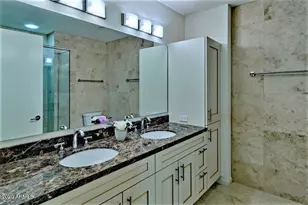 7117 E Rancho Vista Dr, Scottsdale, AZ 85251 - Photo 22