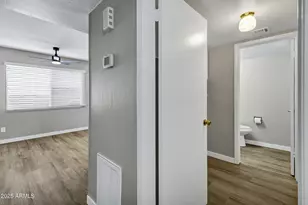 225 N Standage, Mesa, AZ 85201 - Photo 16