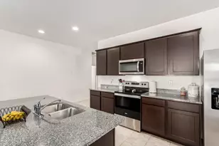 38145 W Amalfi Ave, Maricopa, AZ 85138 - Photo 8