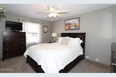 10408 N 11th Place #Unit 3, Phoenix, AZ 85020 - Photo 16