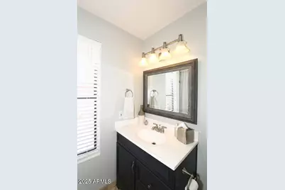 10408 N 11th Place #Unit 3, Phoenix, AZ 85020 - Photo 18