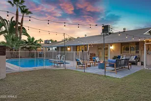 1824 W Seldon Ln, Phoenix, AZ 85021 - Photo 24