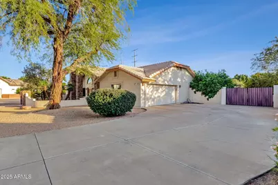 1911 E Bruce Avenue, Gilbert, AZ 85234 - Photo 56