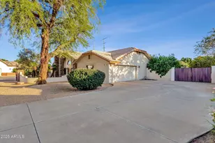 1911 E Bruce Ave, Gilbert, AZ 85234 - Photo 56