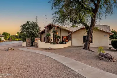 1911 E Bruce Avenue, Gilbert, AZ 85234 - Photo 6